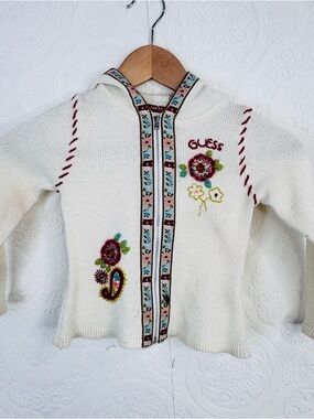 Guess Sweater size 4T Girl's Knit Hooded Zipper Ivory Embroidery Red Floral Wool